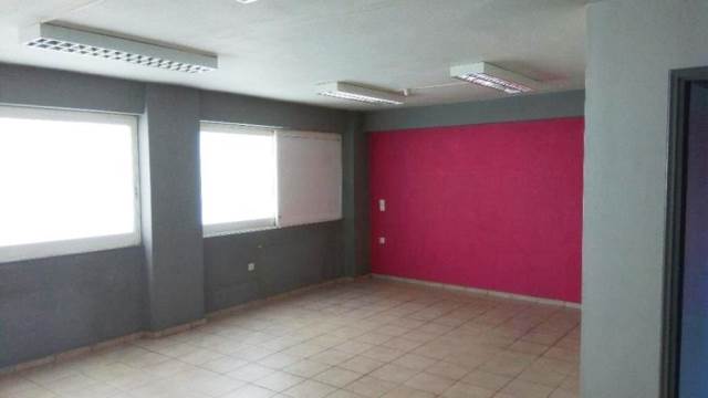 (For Rent) Commercial Commercial Property || Athens North/Nea Ionia - 65 Sq.m, 370€ 